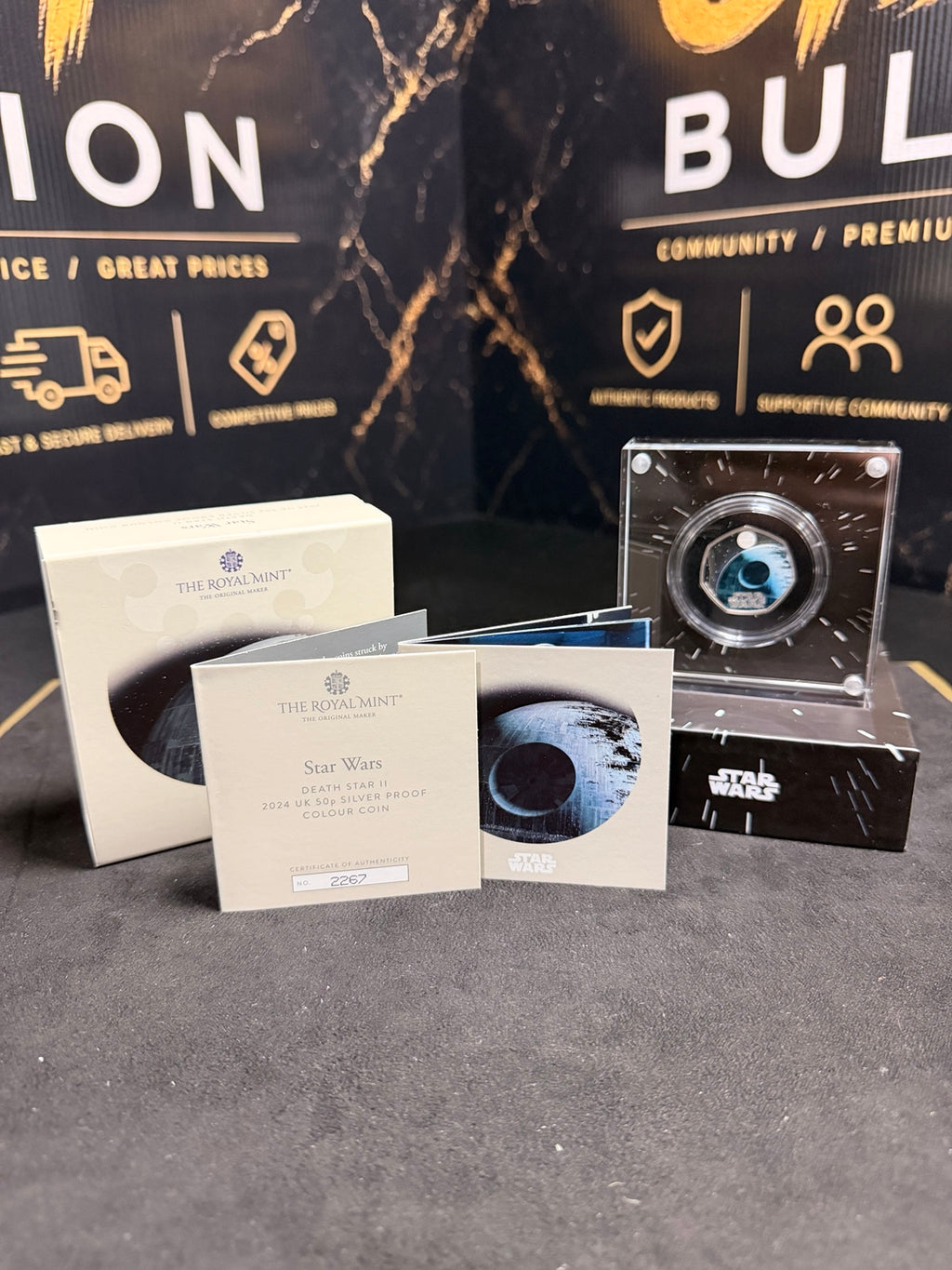 Complete Death Star II colour silver proof coin with official booklet, display and COA 2267